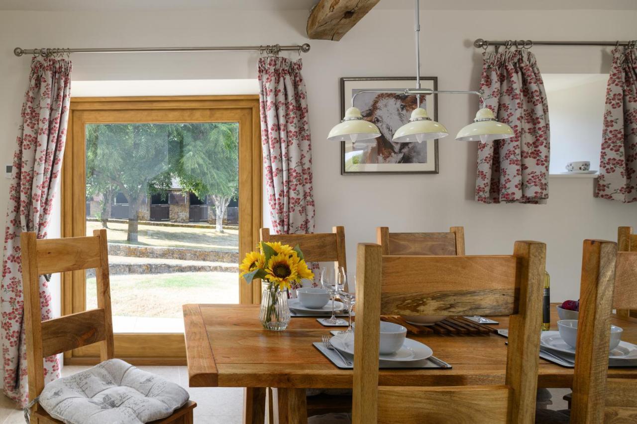 The Barn @ Laurel Farm Villa Shotteswell ภายนอก รูปภาพ